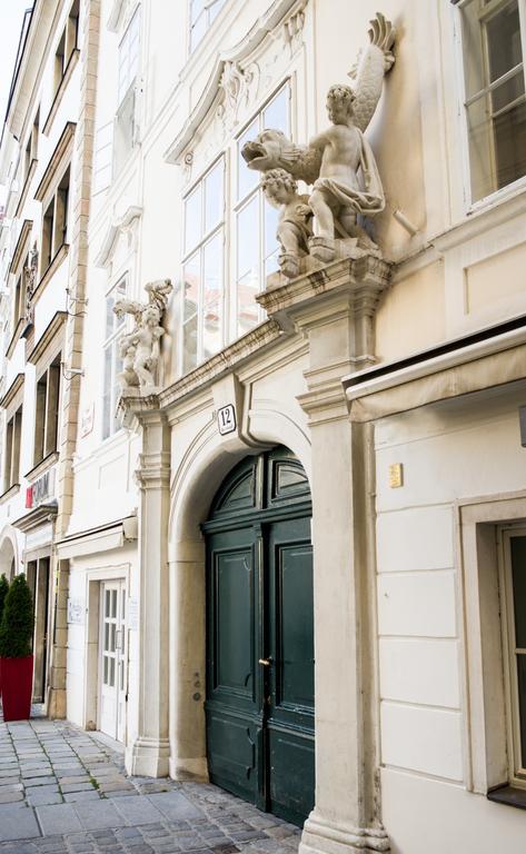 Living Vienna City Center Viena Exterior foto